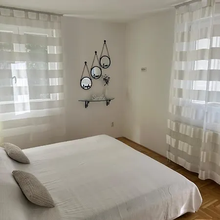 Big White M Apartment Belgrad Exterior foto