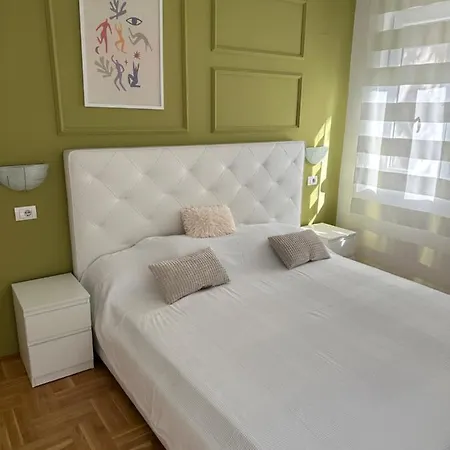 Big White M Apartment Belgrad Exterior foto