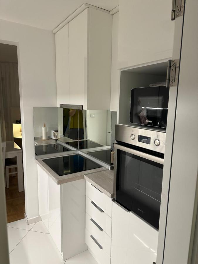 Apartament Big White M *
