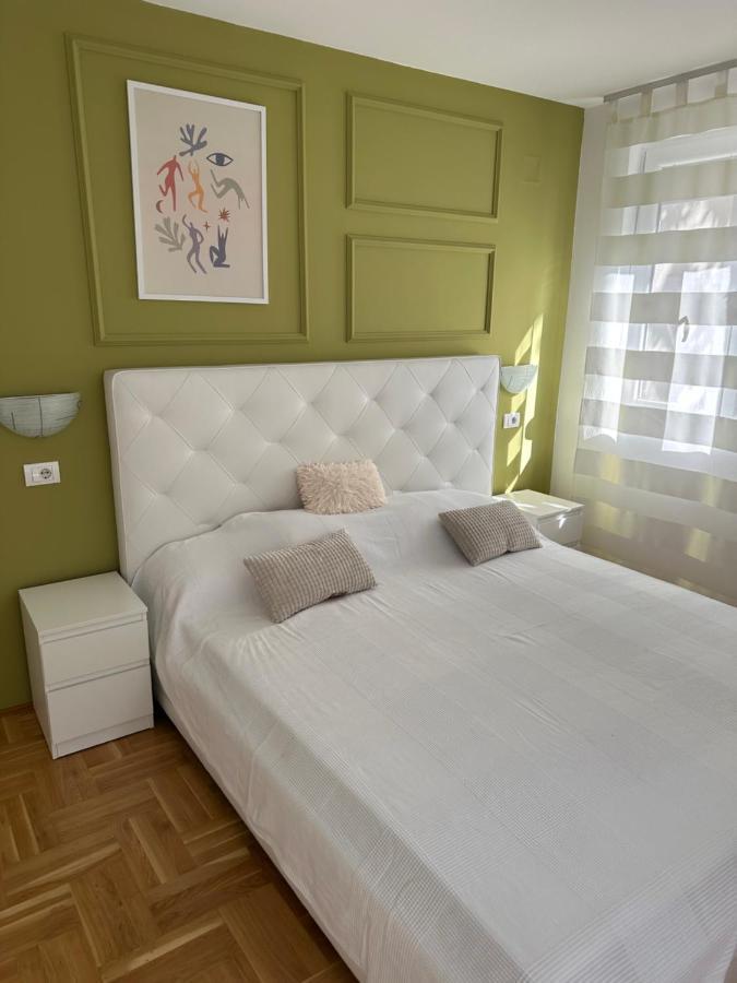Apartament Big White M *